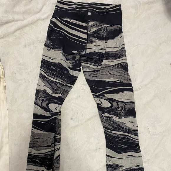 Lululemon running pants - Picture 2 of 2